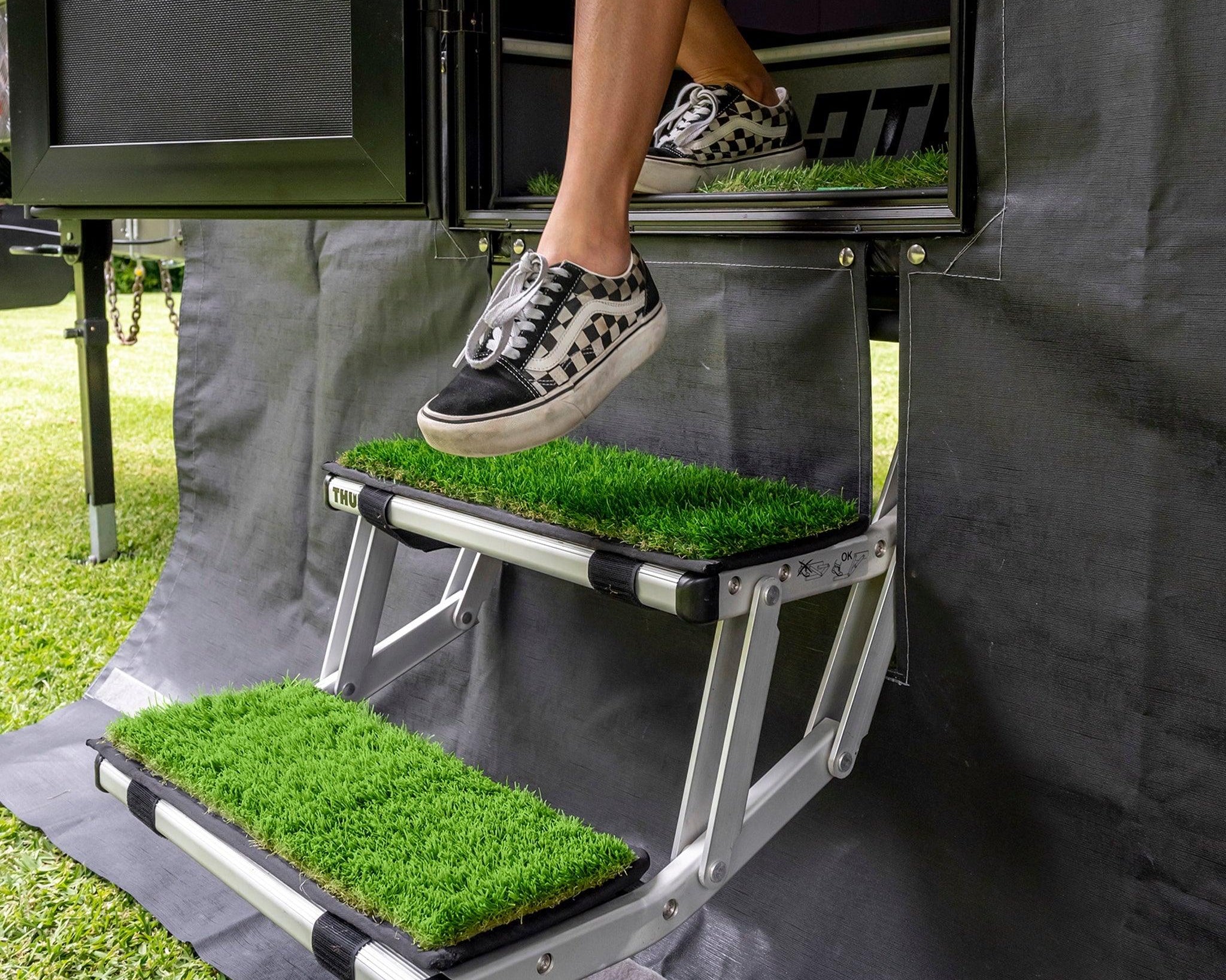 XT Mat Green - Pull-Out Step - Xtend Outdoors